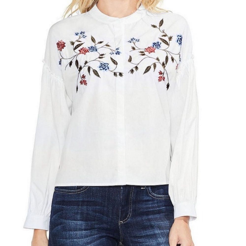 Vince‎ camuto embroidered balloon sleeve blouse